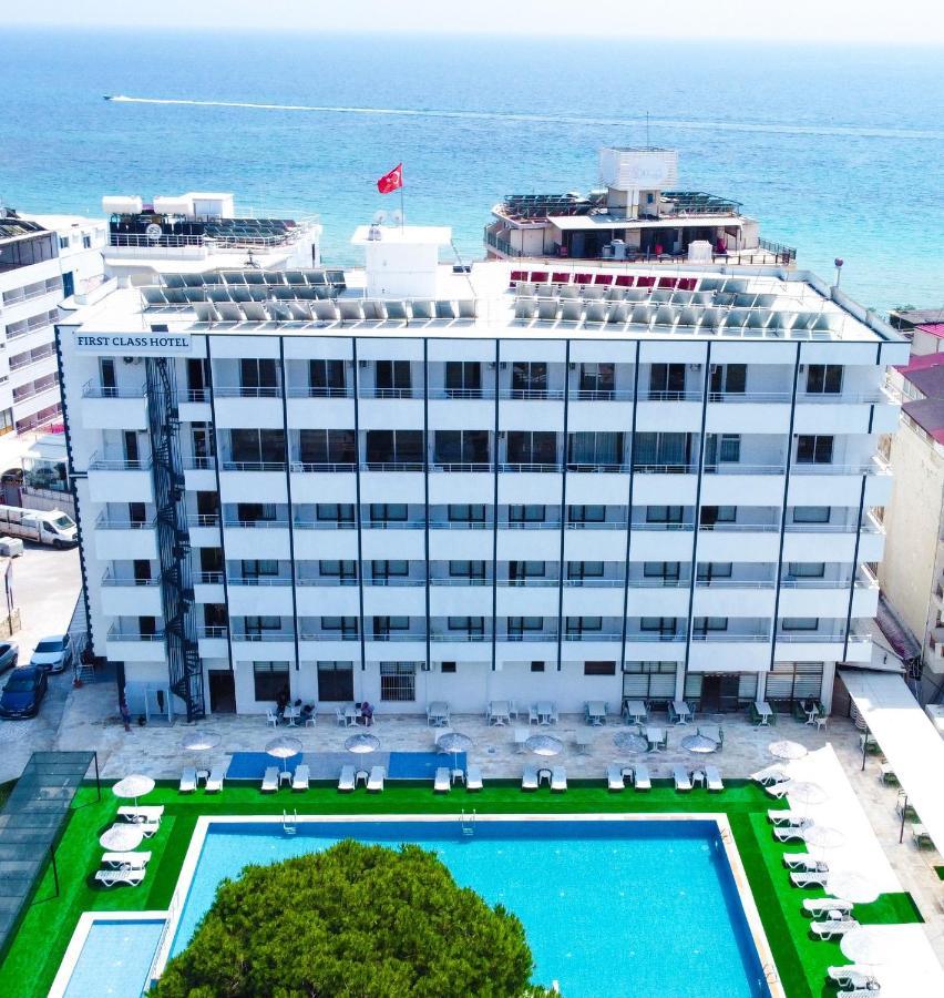 Hotel First Class Didim Exteriér fotografie