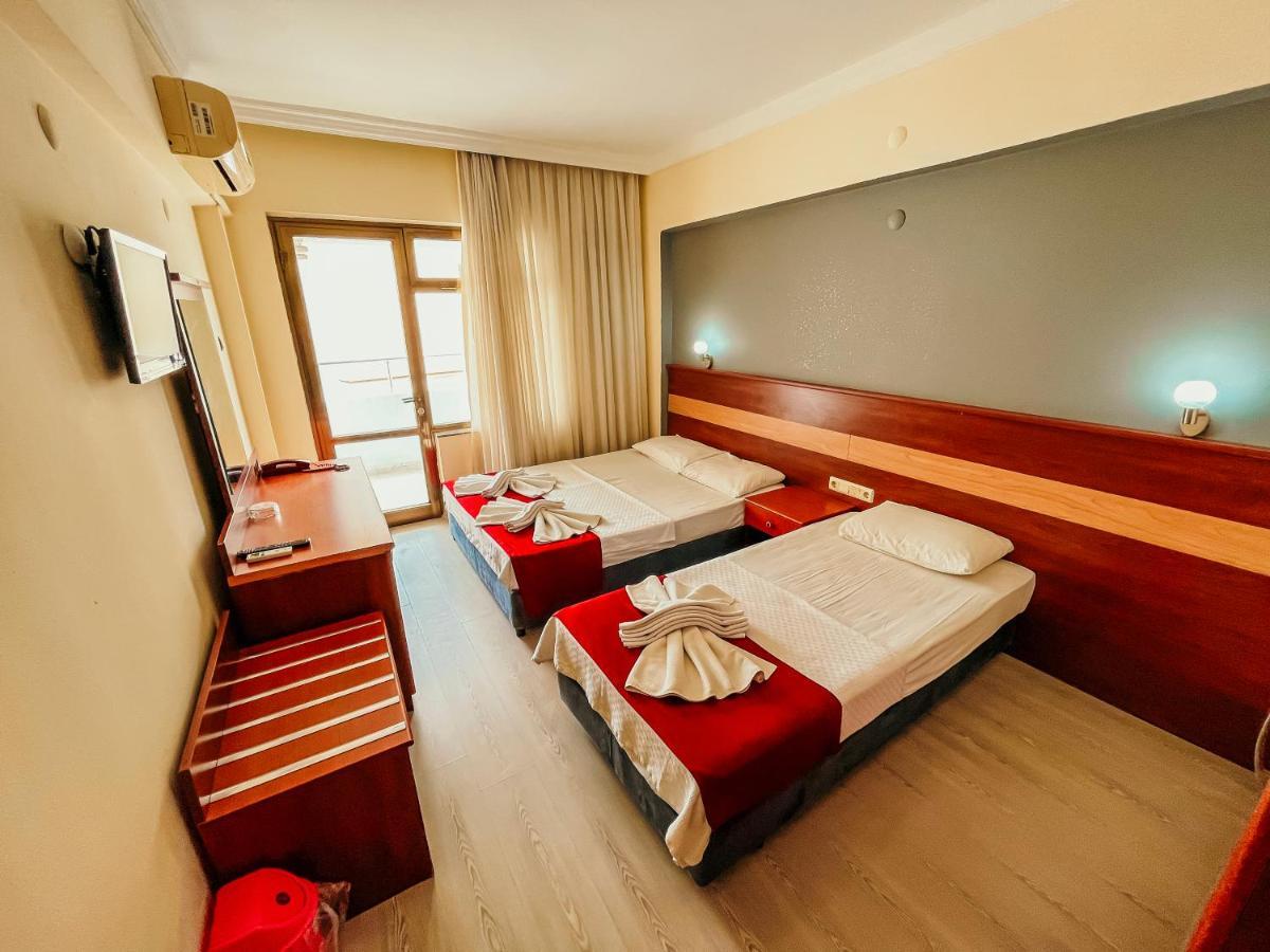 Hotel First Class Didim Exteriér fotografie