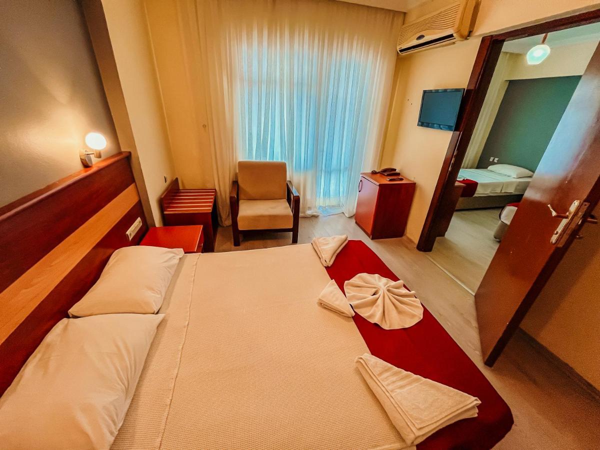Hotel First Class Didim Exteriér fotografie