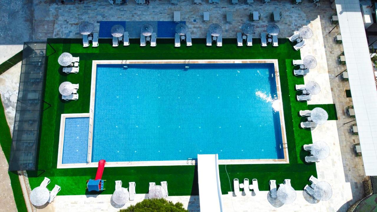 Hotel First Class Didim Exteriér fotografie