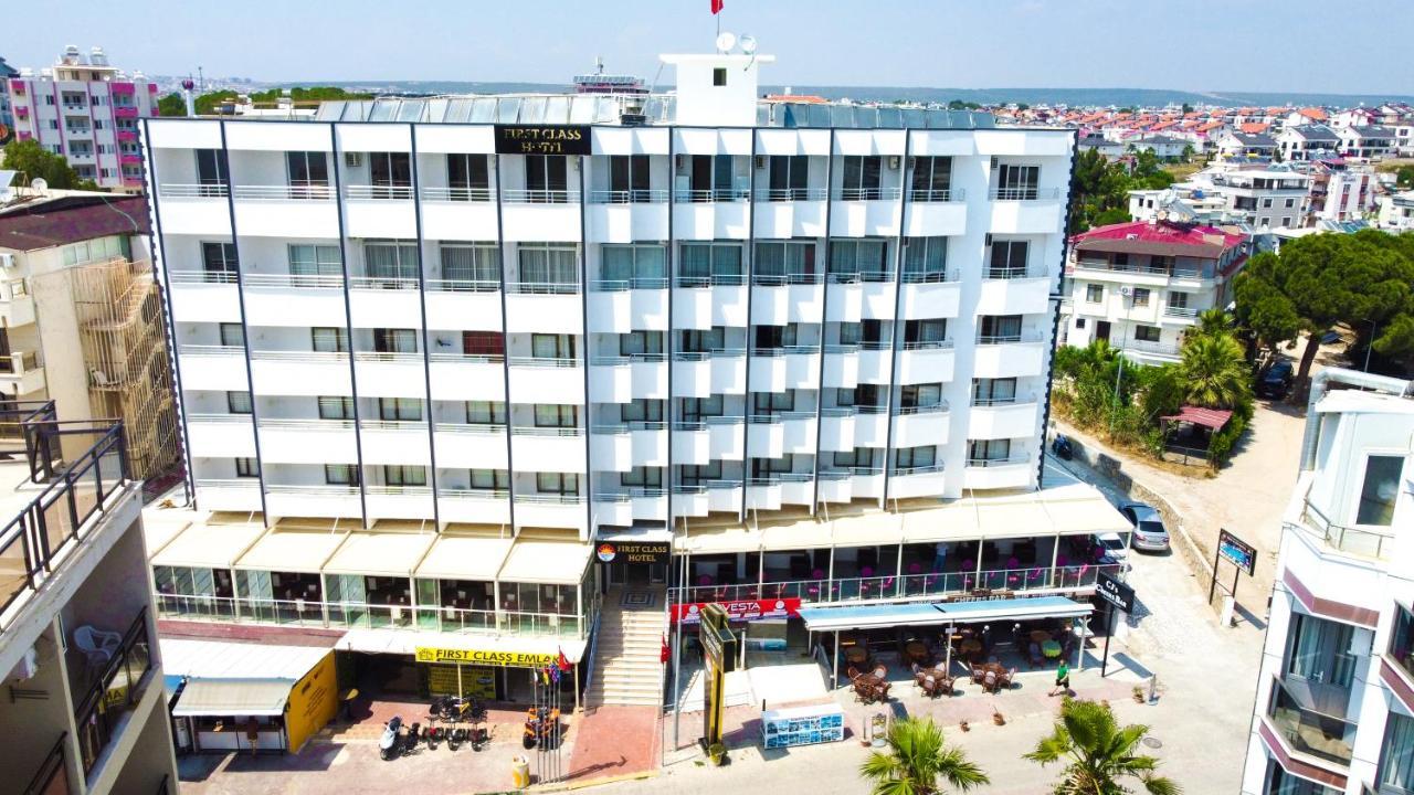 Hotel First Class Didim Exteriér fotografie