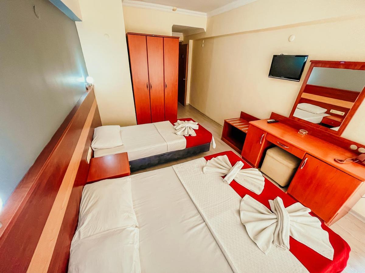 Hotel First Class Didim Exteriér fotografie