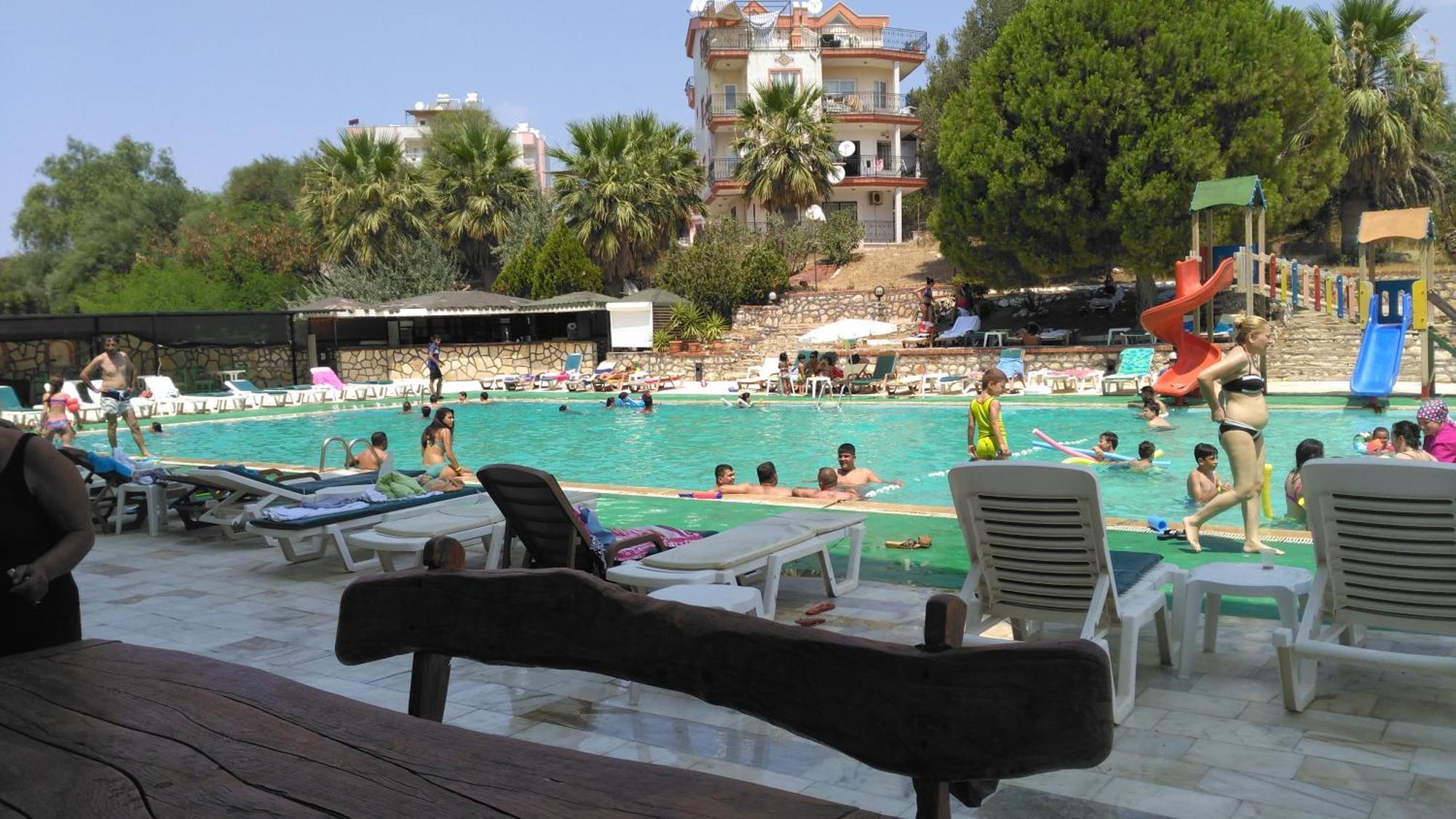 Hotel First Class Didim Exteriér fotografie